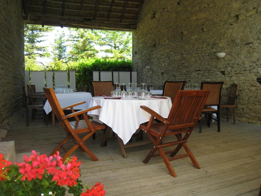 Auberge Du Vernay Charette  ภายนอก รูปภาพ