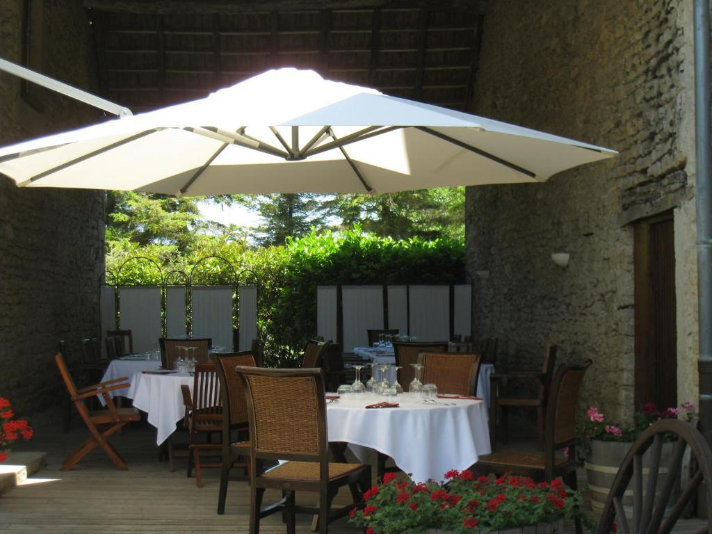 Auberge Du Vernay Charette  ภายนอก รูปภาพ